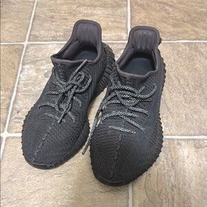 Mens Adidas Yeezy Boost 350 V2 Black Non-Reflective 2019 Size 6 1/2